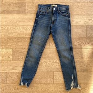 Gap High Rise Slim Straight